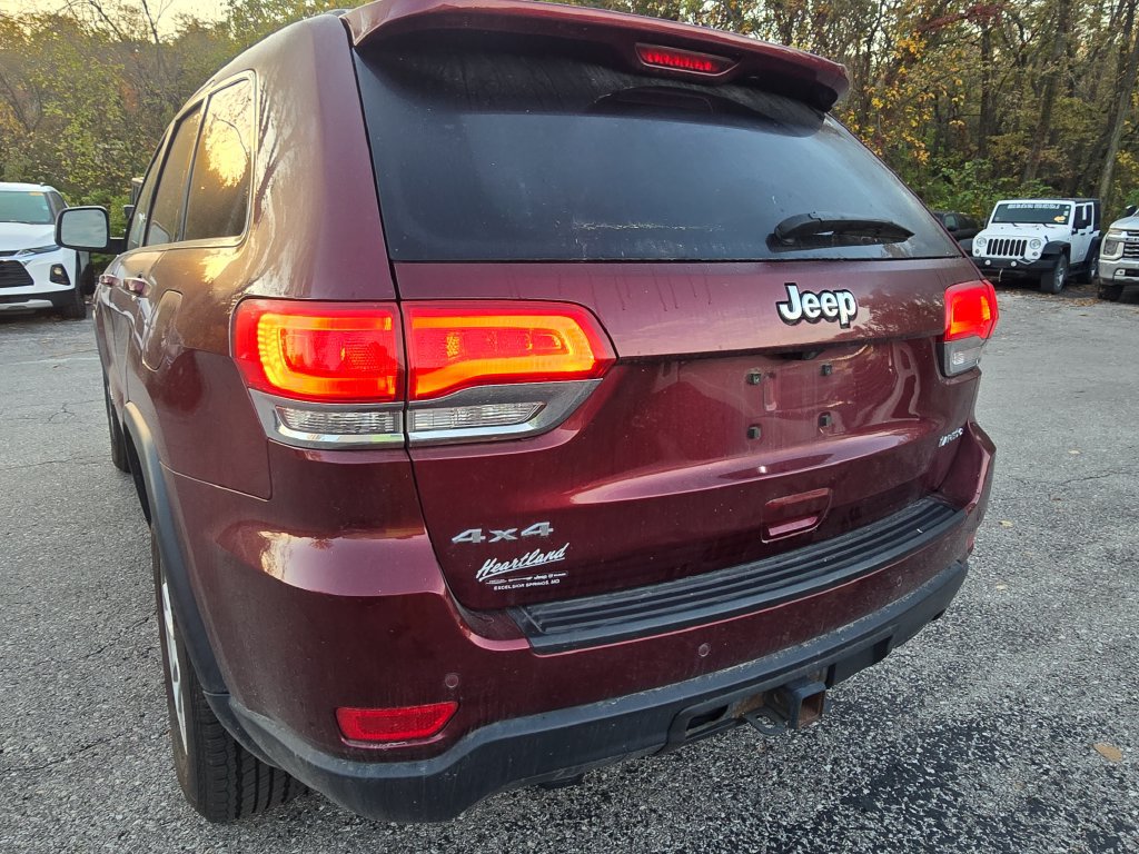 Used 2018 Jeep Grand Cherokee Laredo AWD/4WD image 5
