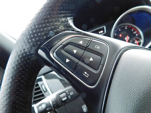 Used 2018 Mercedes-Benz GLE 350 4MATIC image 25