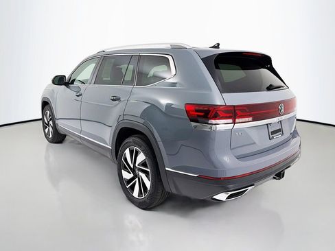 Used 2025 Volkswagen Atlas SEL image 5