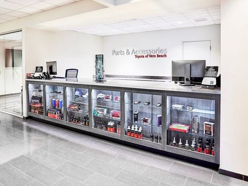 Used 2023 Toyota Tacoma SR5 w/ Technology Package AWD/4WD image 6
