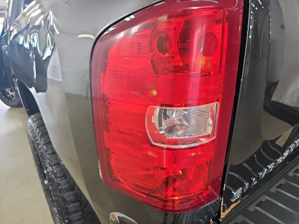 Used 2011 Chevrolet Silverado 1500 LT w/ All-Star Edition RWD image 37