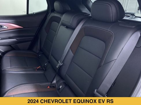 Certified 2024 Chevrolet Equinox EV RS AWD/4WD image 12