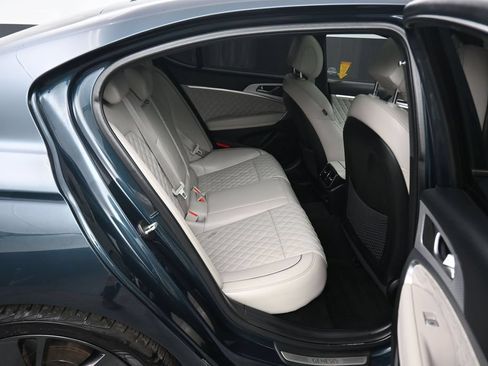 Used 2023 Genesis G70 3.3T w/ Sport Prestige Package RWD image 44