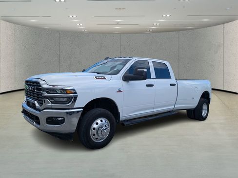 Used 2025 RAM 3500 Tradesman image 7