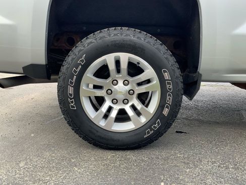 Used 2018 Chevrolet Silverado 1500 LT w/ All Star Edition AWD/4WD image 28
