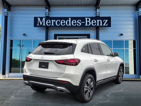 New 2025 Mercedes-Benz GLA 250 4MATIC image 6