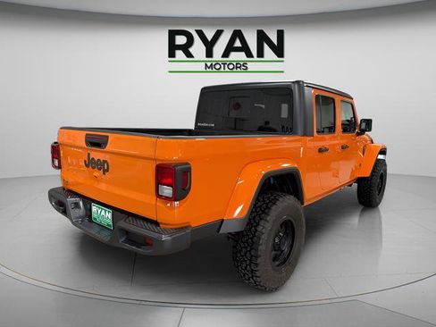 New 2025 Jeep Gladiator Sport AWD/4WD image 3