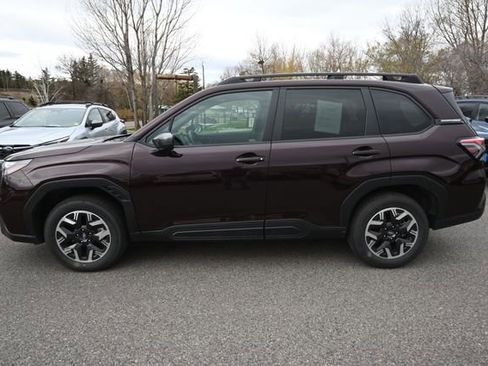 Used 2026 Subaru Forester Premium image 2