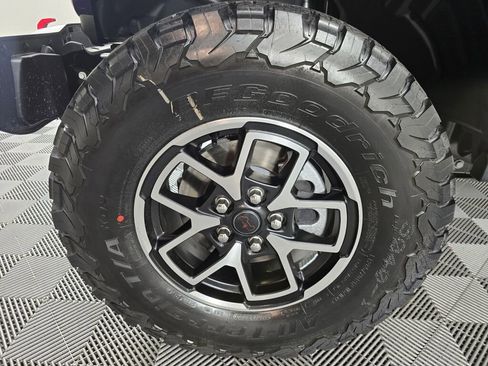 New 2026 Jeep Wrangler Unlimited Rubicon image 10