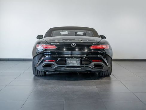 Used 2018 Mercedes-Benz AMG GT Roadster image 6