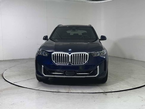 New 2026 BMW X5 xDrive50e w/ Premium Package image 7
