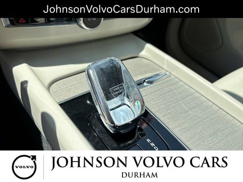 Used 2023 Volvo XC60 B5 Ultimate w/ Protection Package Premier AWD/4WD image 23