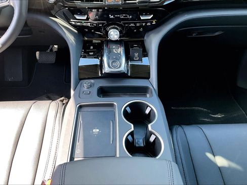 New 2026 Acura MDX SH-AWD image 19