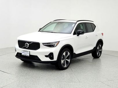 New 2026 Volvo XC40 B5 Plus w/ Protection Package Premier