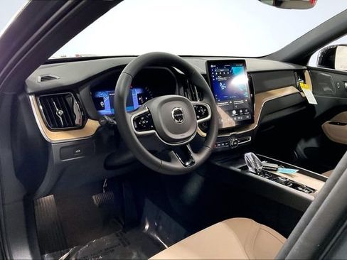 New 2026 Volvo XC60 B5 Plus w/ Climate Package image 10