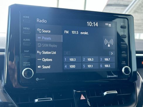 Used 2022 Toyota Corolla SE w/ Carpet Mat Package (TMS) FWD image 16
