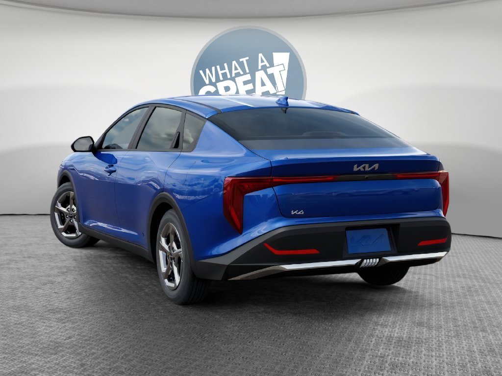 New 2026 Kia K4 FWD image 4