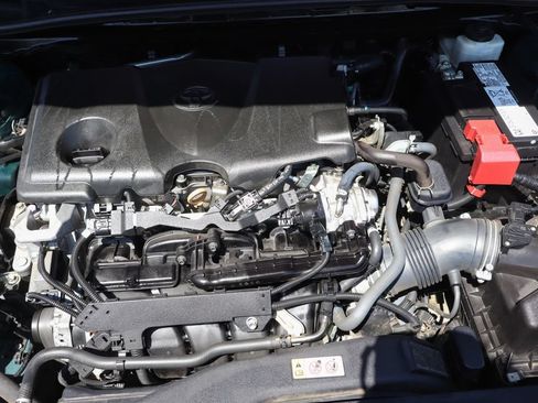 Used 2021 Toyota Camry LE FWD image 13