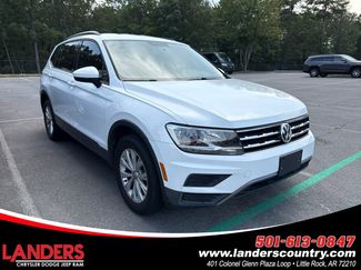 Used 2018 Volkswagen Tiguan S image 1