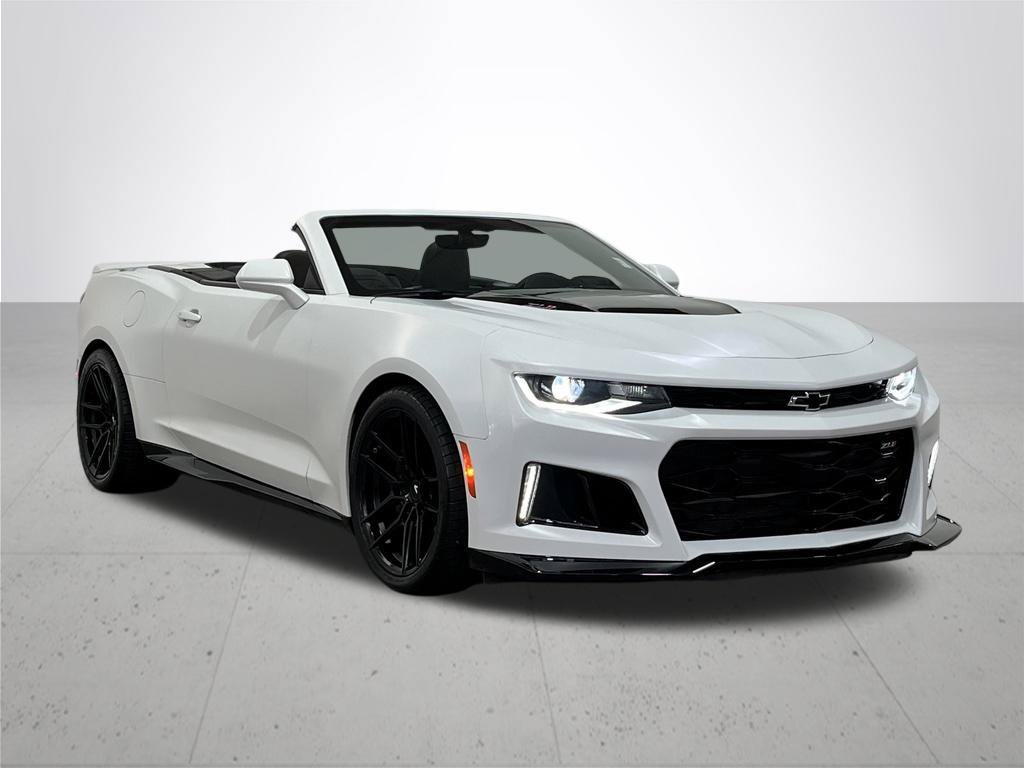Used 2023 Chevrolet Camaro ZL1 RWD image 8