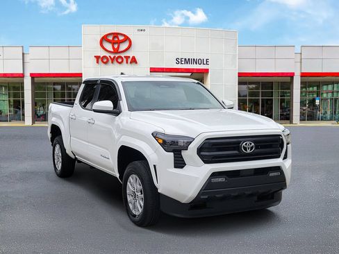 Used 2024 Toyota Tacoma SR5 w/ SR5 Upgrade Package AWD/4WD image 2