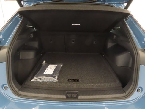 New 2026 Volkswagen Tiguan SEL R-Line AWD/4WD image 24