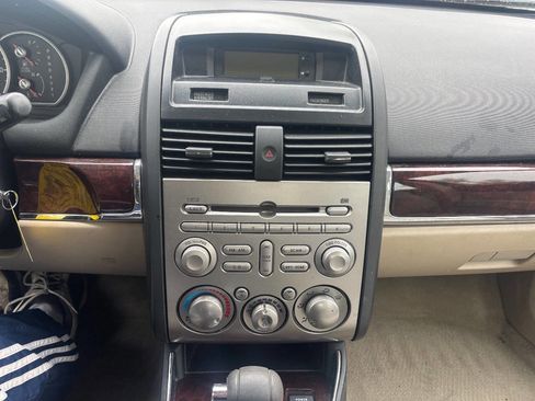 Used 2009 Mitsubishi Galant ES image 11