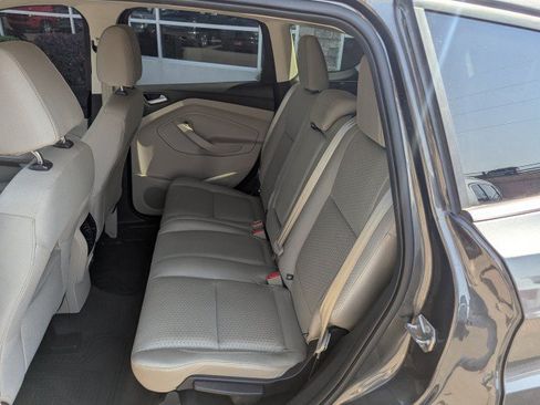 Used 2017 Ford Escape SE AWD/4WD image 26