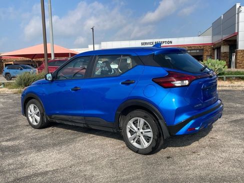 Used 2024 Nissan Kicks S FWD image 7