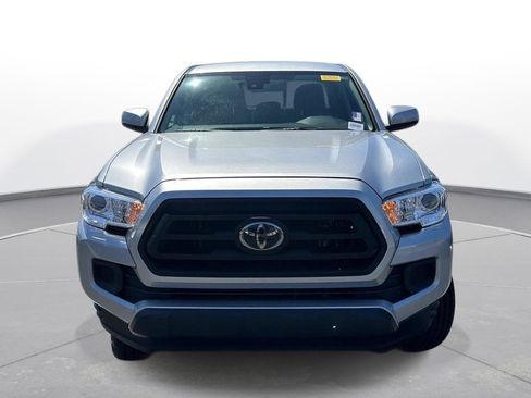 Used 2022 Toyota Tacoma SR AWD/4WD image 3