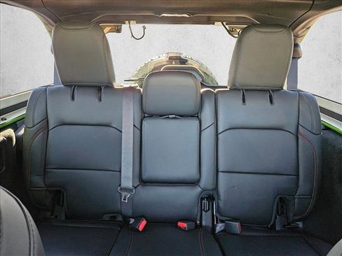 New 2026 Jeep Wrangler Unlimited Rubicon image 15