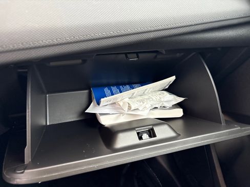 Used 2024 Chevrolet TrailBlazer LT image 26