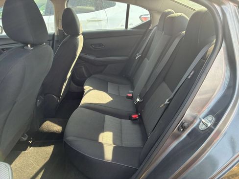 Used 2025 Nissan Sentra SV FWD image 20