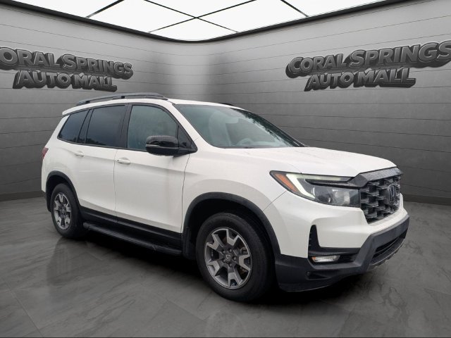 Used 2022 Honda Passport TrailSport image 1