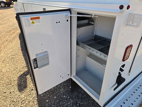 New 2025 Chevrolet Express 3500 w/ Power Convenience Package image 41