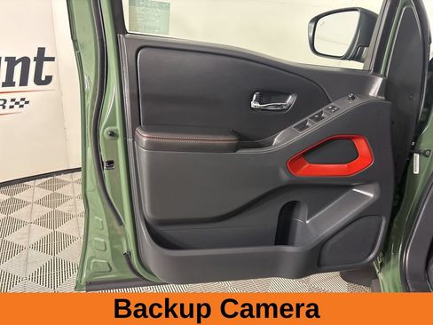 Used 2025 Nissan Frontier PRO-4X AWD/4WD image 9