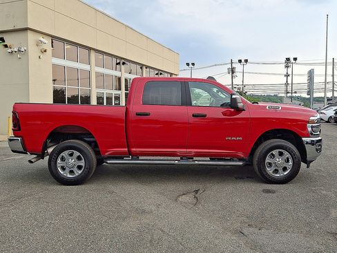 Used 2026 RAM 2500 Big Horn AWD/4WD image 32