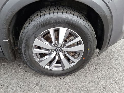 Certified 2023 Nissan Pathfinder SL w/ Lighting Package (N92) image 8