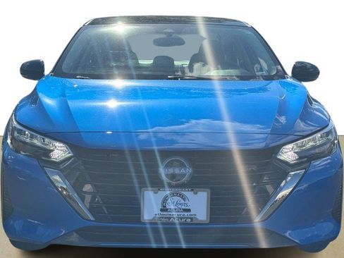 Used 2024 Nissan Sentra SR FWD image 11