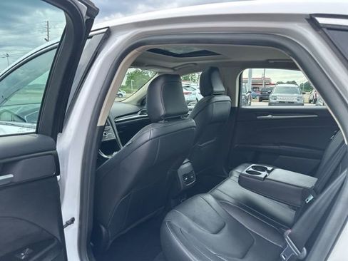 Used 2020 Ford Fusion Titanium AWD/4WD image 21