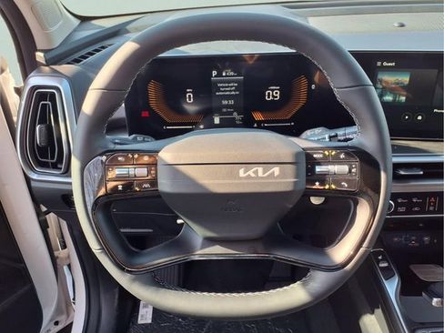 New 2026 Kia Sorento S image 8