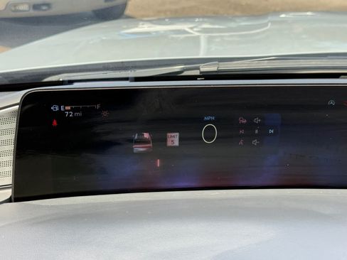 Used 2025 Lincoln Navigator Black Label AWD/4WD image 32