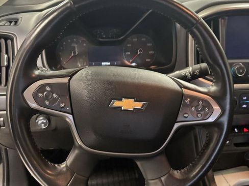 Certified 2022 Chevrolet Colorado Z71 w/ Z71 Midnight Edition image 10