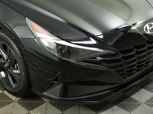 Used 2023 Hyundai Elantra SEL w/ Cargo Package FWD image 37