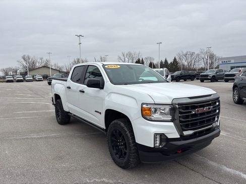 Used 2021 GMC Canyon AT4 image 3