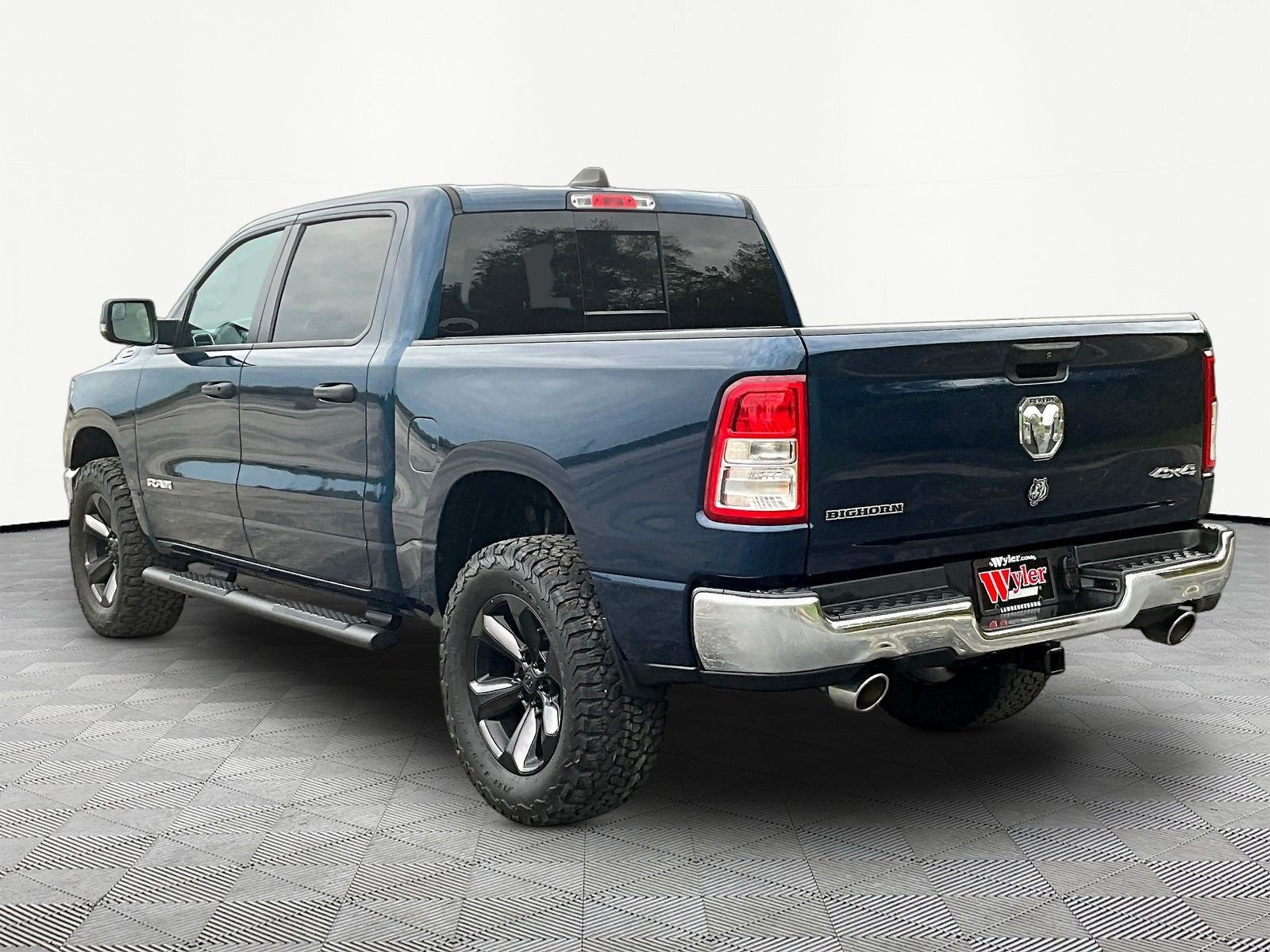Used 2023 RAM 1500 Big Horn AWD/4WD image 4