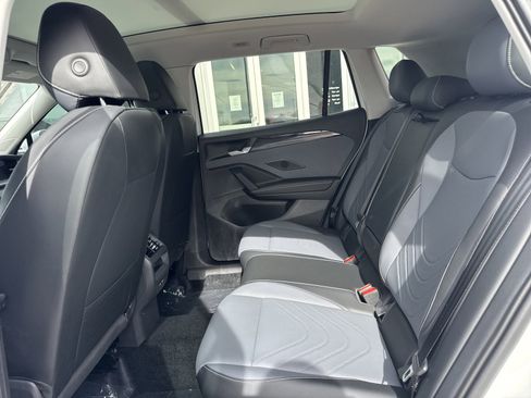 New 2026 Volkswagen Tiguan SE image 20