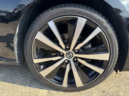 Used 2022 Nissan Altima 2.5 SR image 7