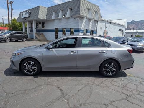 Used 2024 Kia Forte LXS image 7