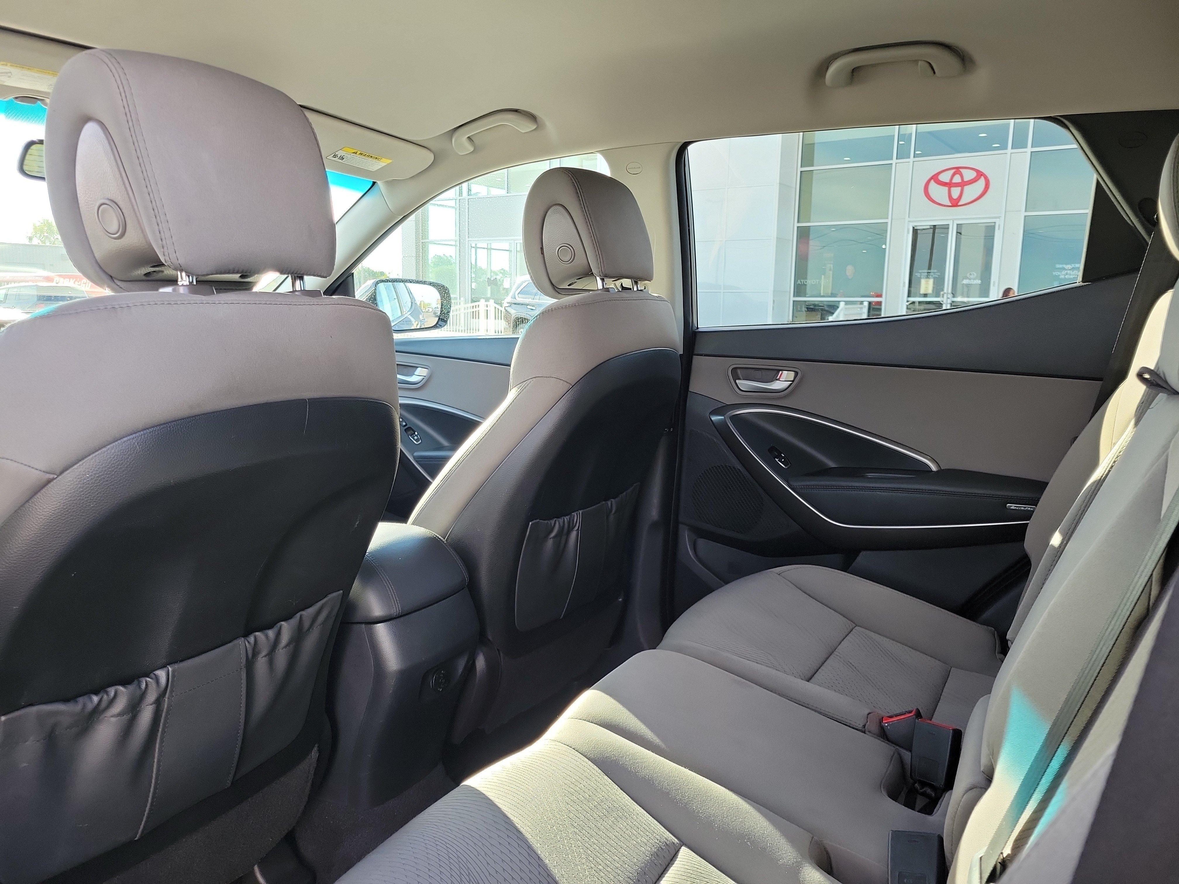 Used 2018 Hyundai Santa Fe Sport w/ 2.4L Value Package 02 FWD image 14